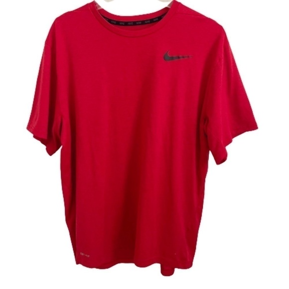 Men’s Nike Dri Fit Red Workout T Shirt Size XL! - Picture 3 of 7